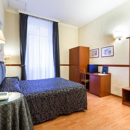Hotel Paris Рим Екстериор снимка