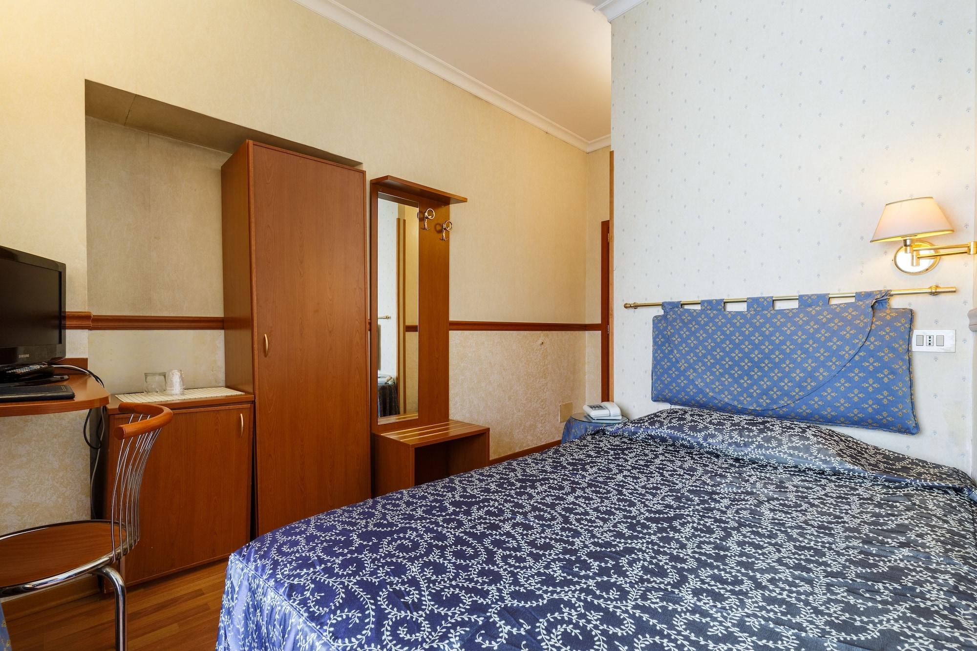 Hotel Paris Рим Екстериор снимка