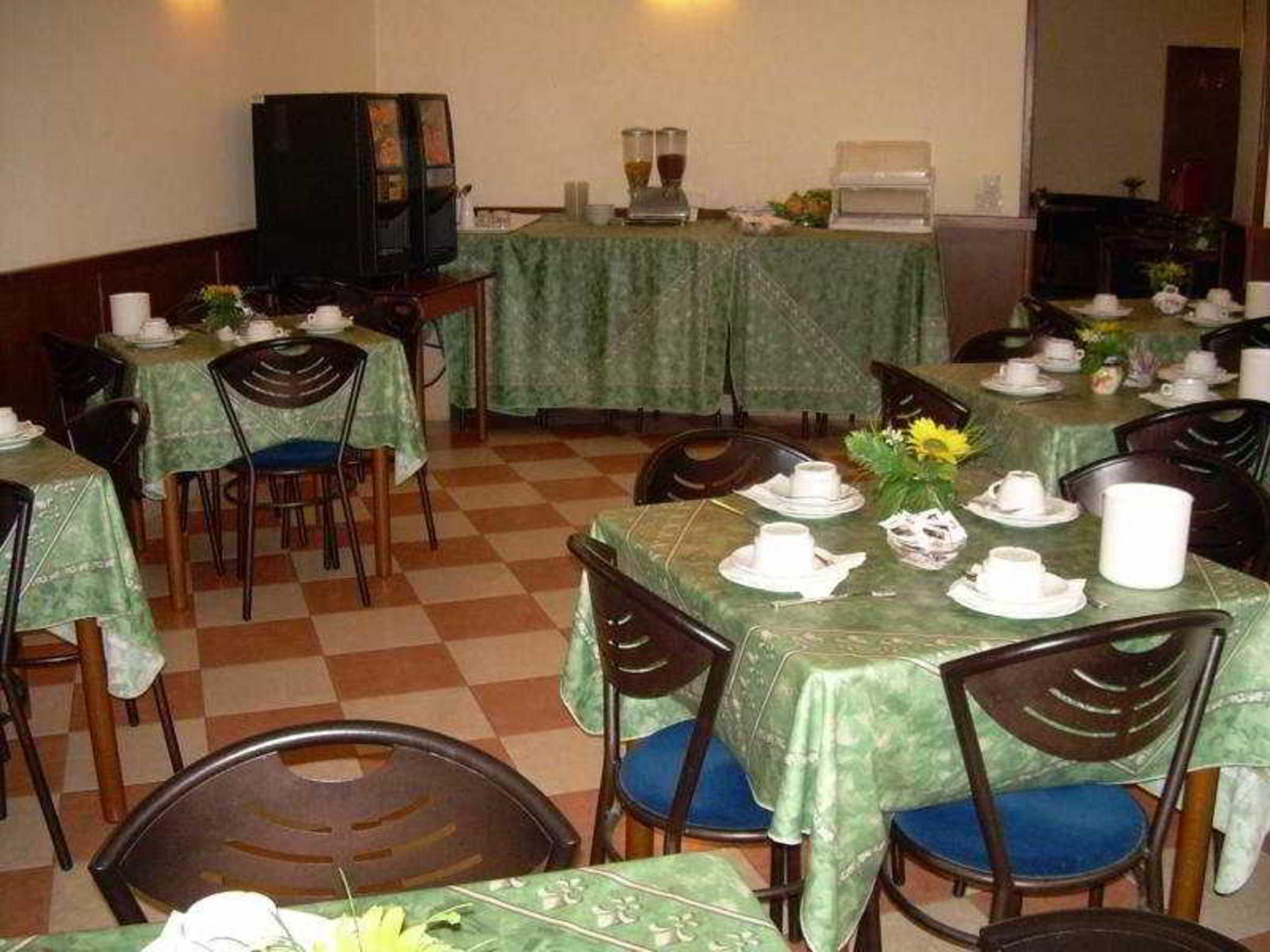 Hotel Paris Рим Екстериор снимка