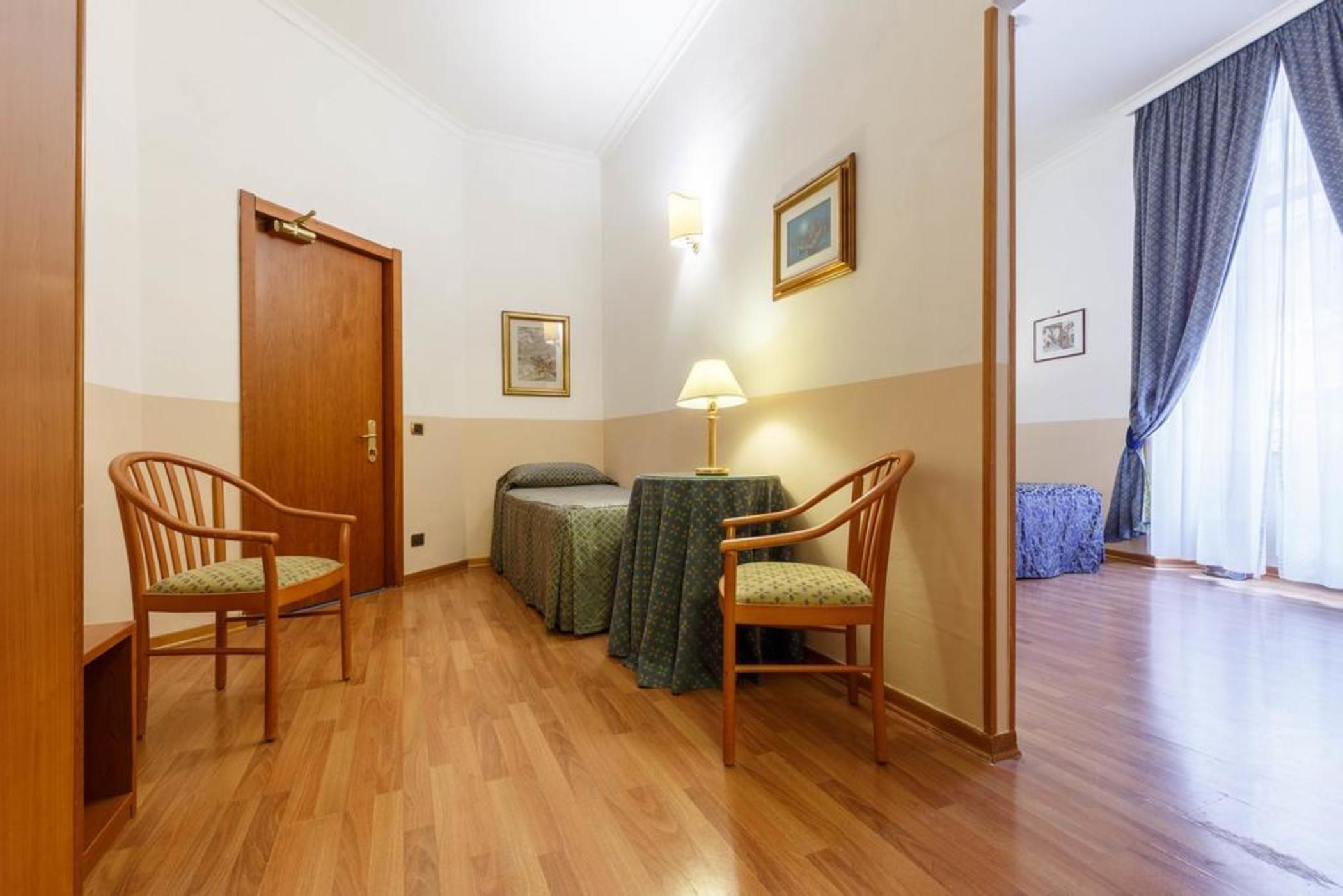 Hotel Paris Рим Екстериор снимка