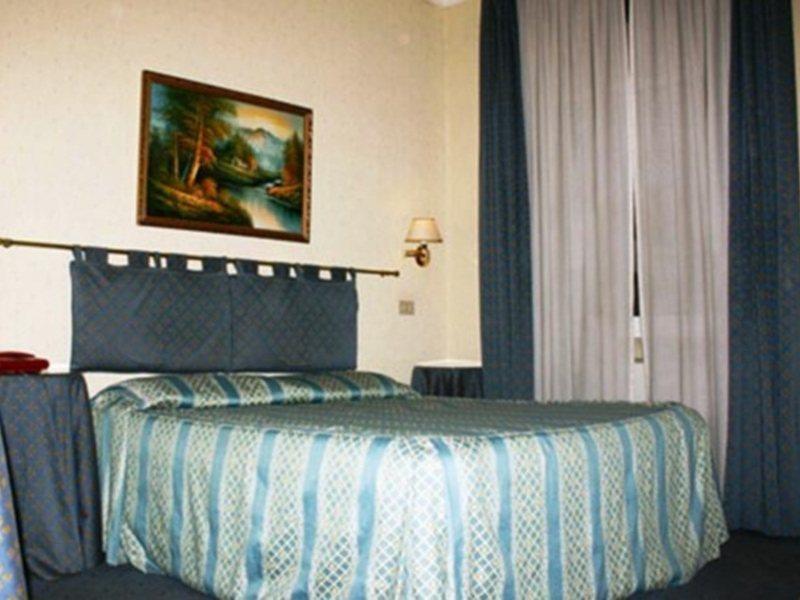 Hotel Paris Рим Екстериор снимка