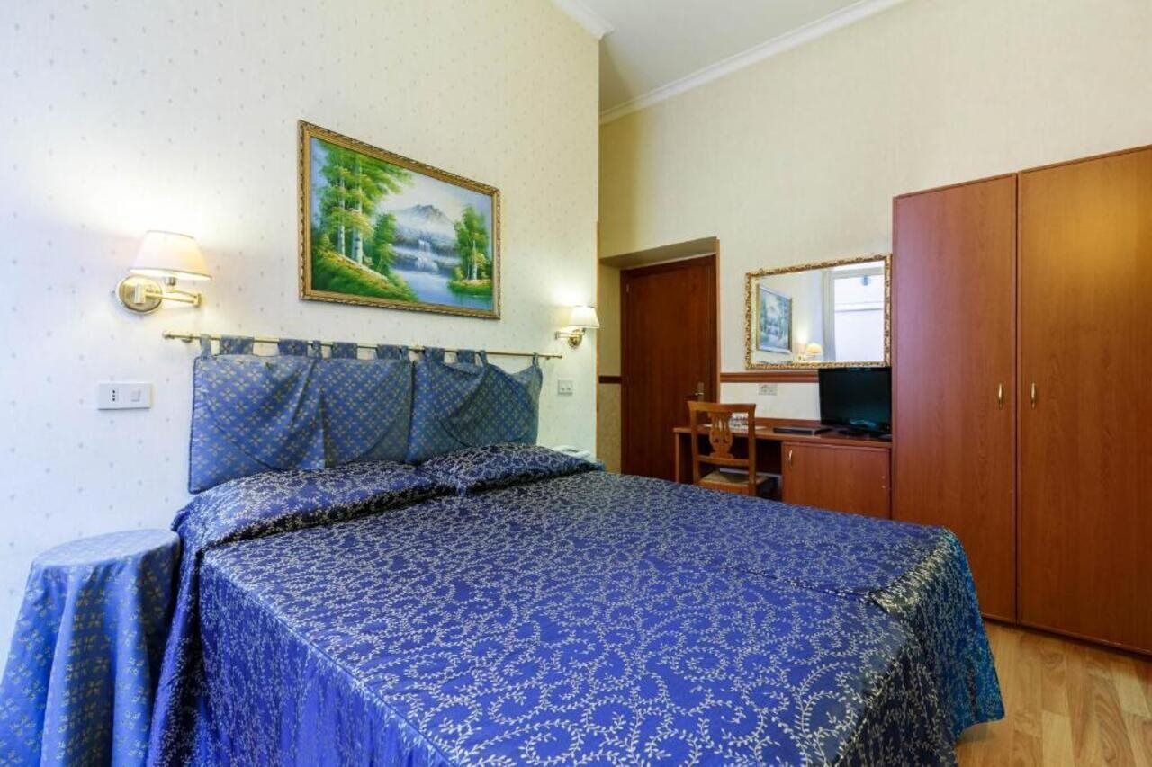 Hotel Paris Рим Екстериор снимка